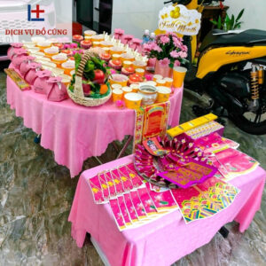 Chi tiết mâm cúng đầy tháng sinh đôi 2 bé gái 