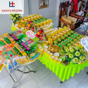 Mâm lễ vật cúng đầy tháng sinh đôi 2 bé trai đầy đủ